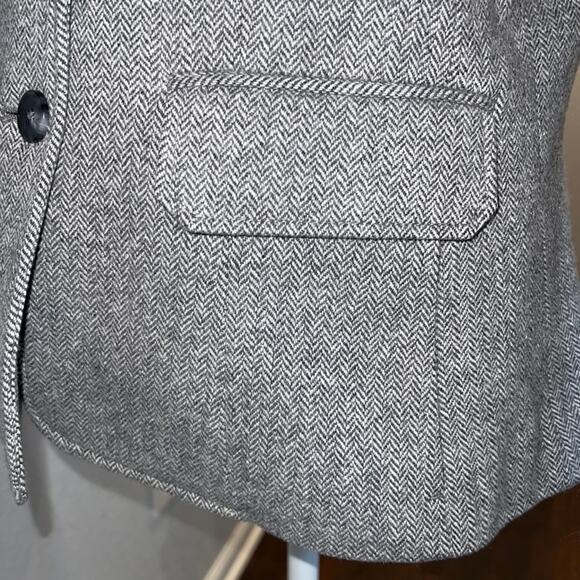 Eddie Bauer Wool Blend Blazer - Size 10 - Picture 4 of 11